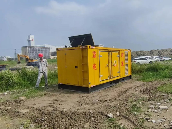 栾城200KW柴油发电机机组每小时的油耗量受哪些因素影响？